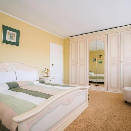 Premium For Groups In - Montepalazzo Elisabeta Vilă